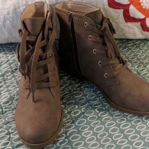 Indigo rd light brown boots size 7